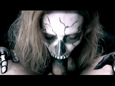 ❤️ Demon jente suger kuk med sin svarte munn og svelger cum. ❤️ Jævla video ved no.sitevox.top ❌️❤